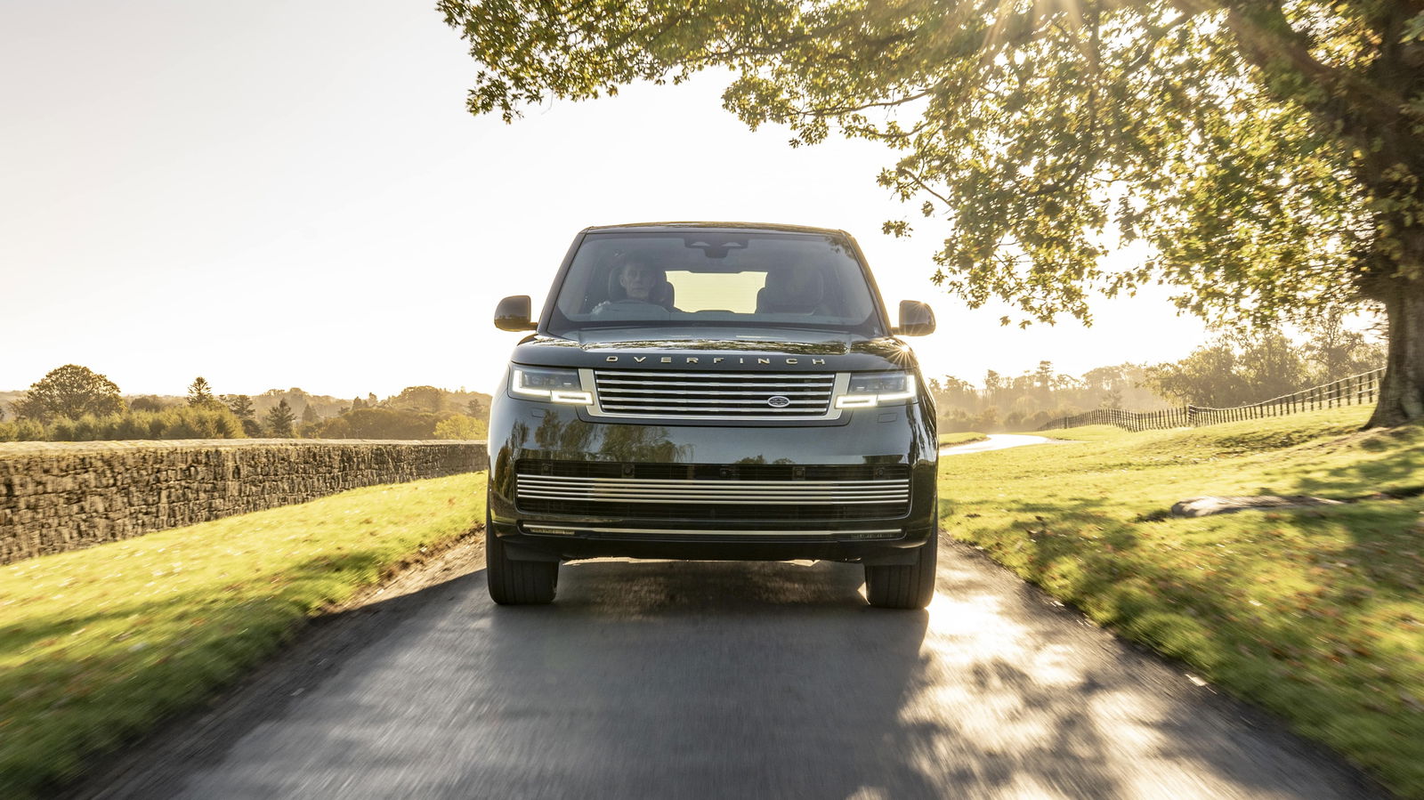 Range Rover Holland & Holland Edition by Overfinch - front