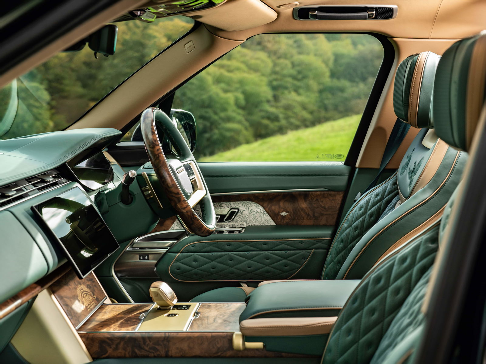 Range Rover Holland & Holland Edition by Overfinch - interior