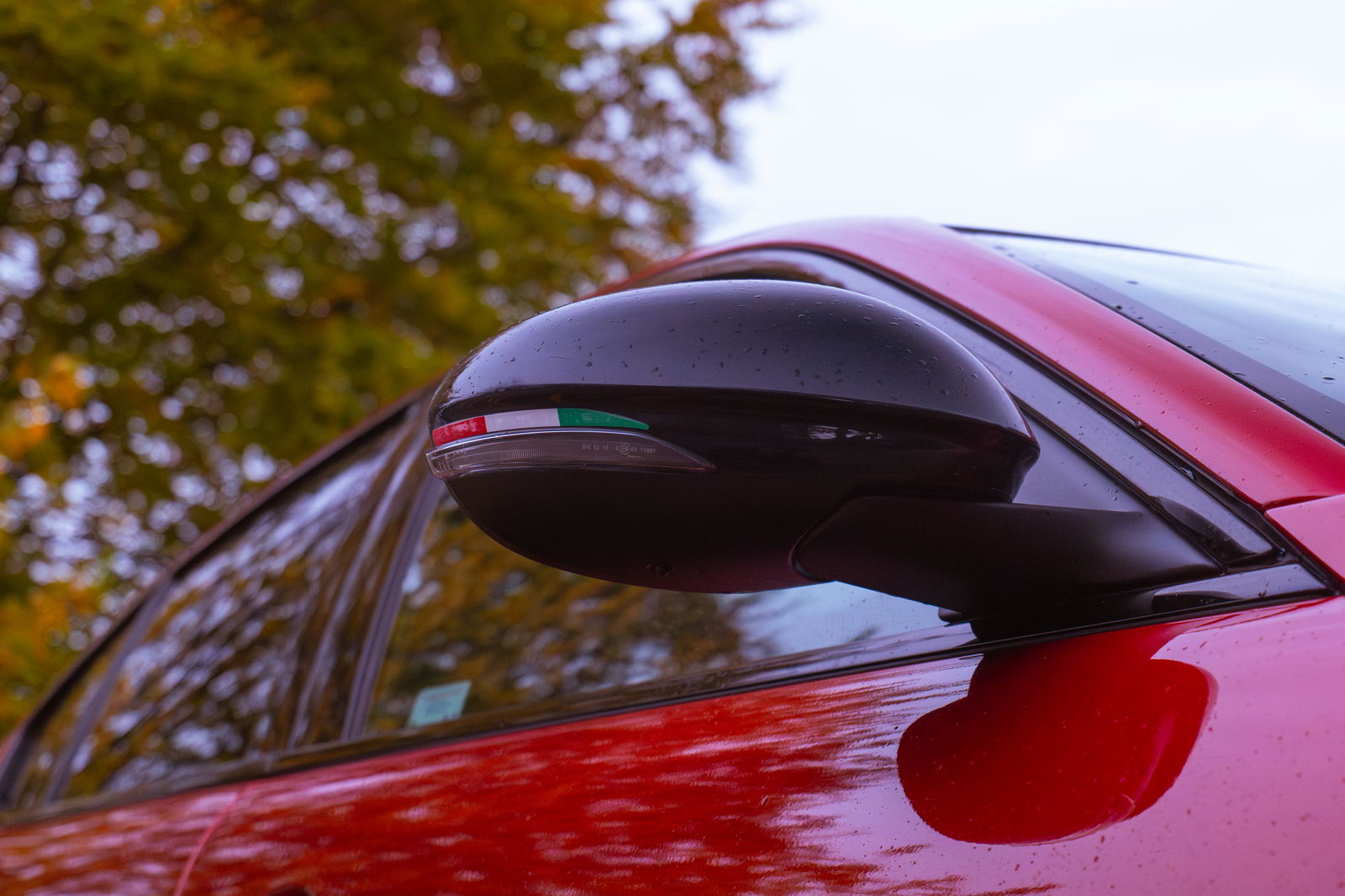 Alfa Romeo Giulia Intensa Mirror Tricolore