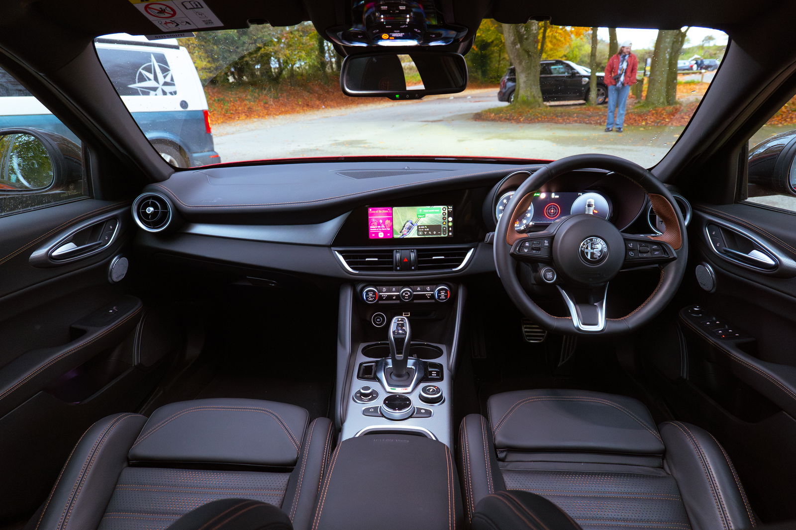 Alfa Romeo Giulia Intensa Interior Dashboard