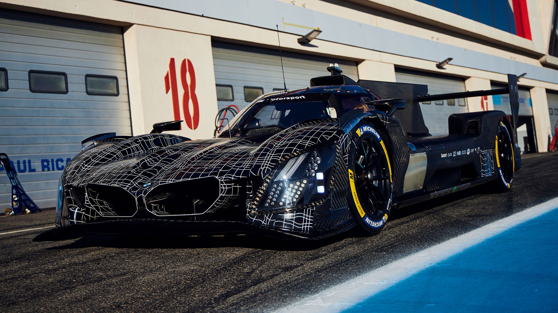 2026 BMW M Hybrid V8, front