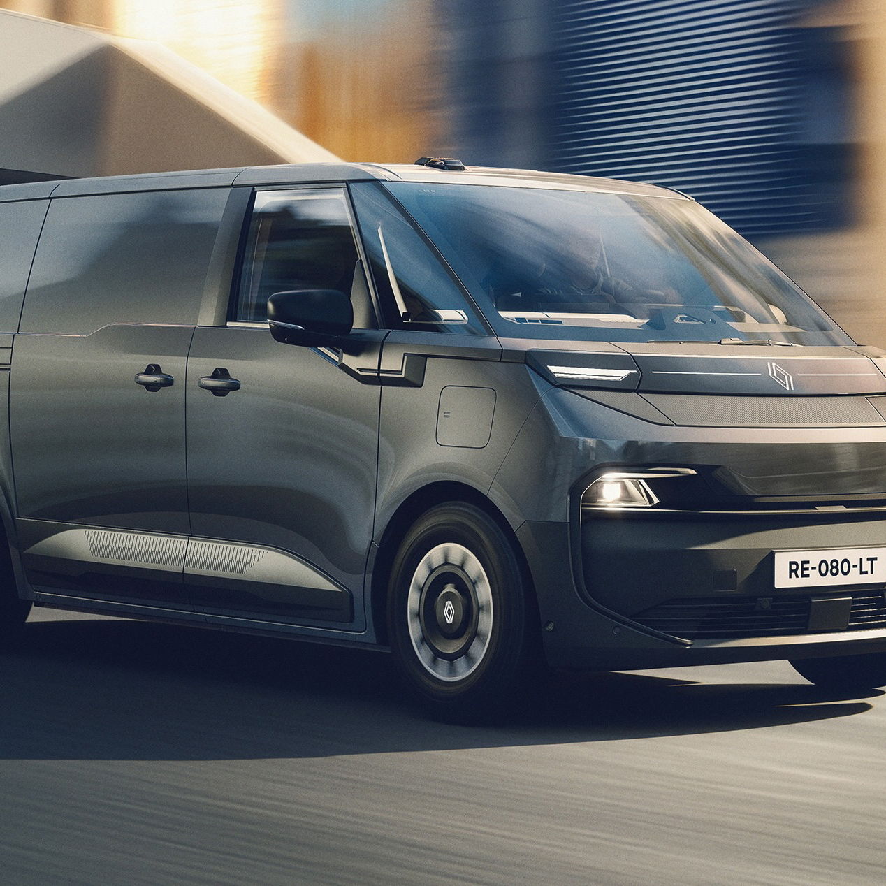 Renault Trafic E-Tech - front