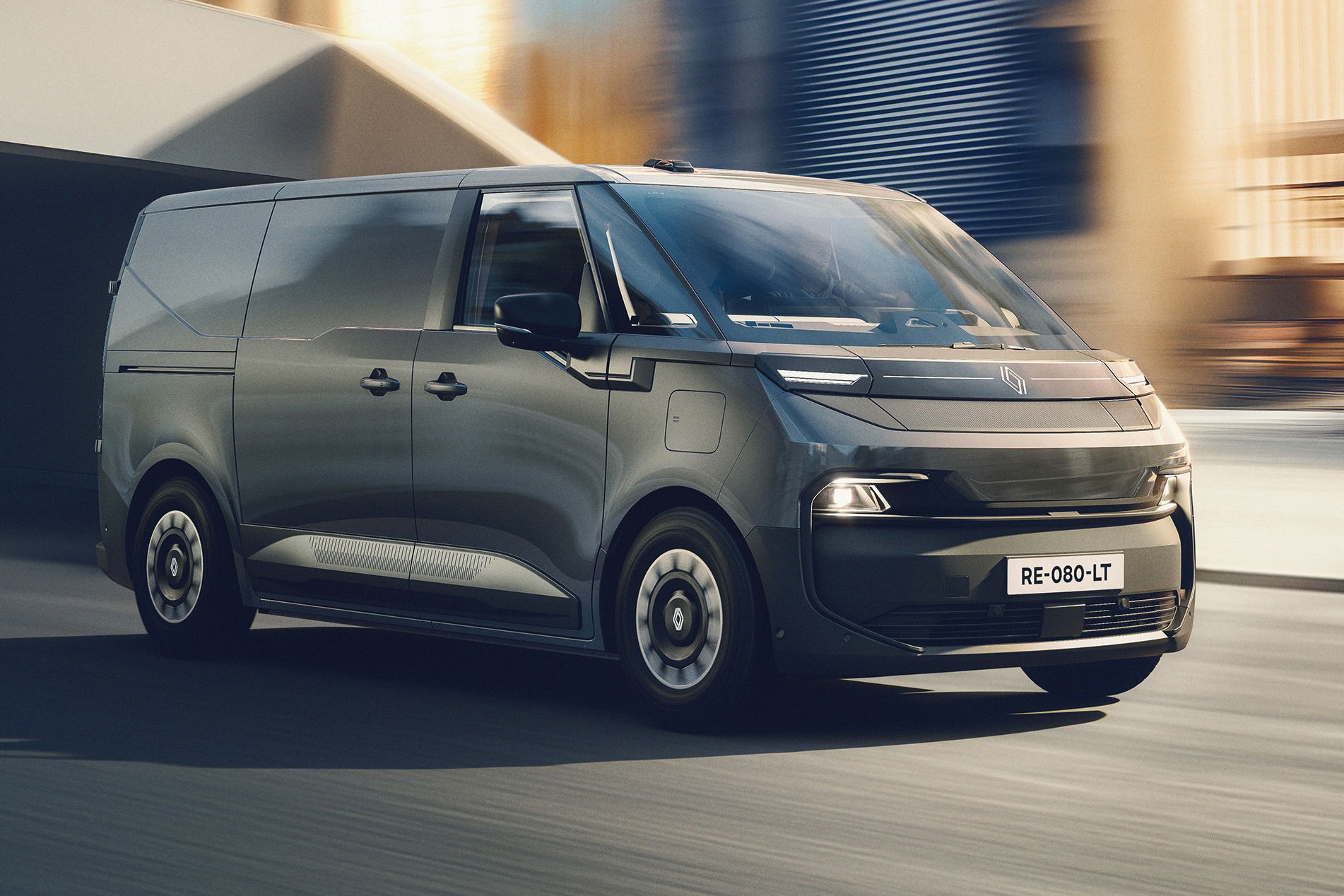 Renault Trafic E-Tech - front