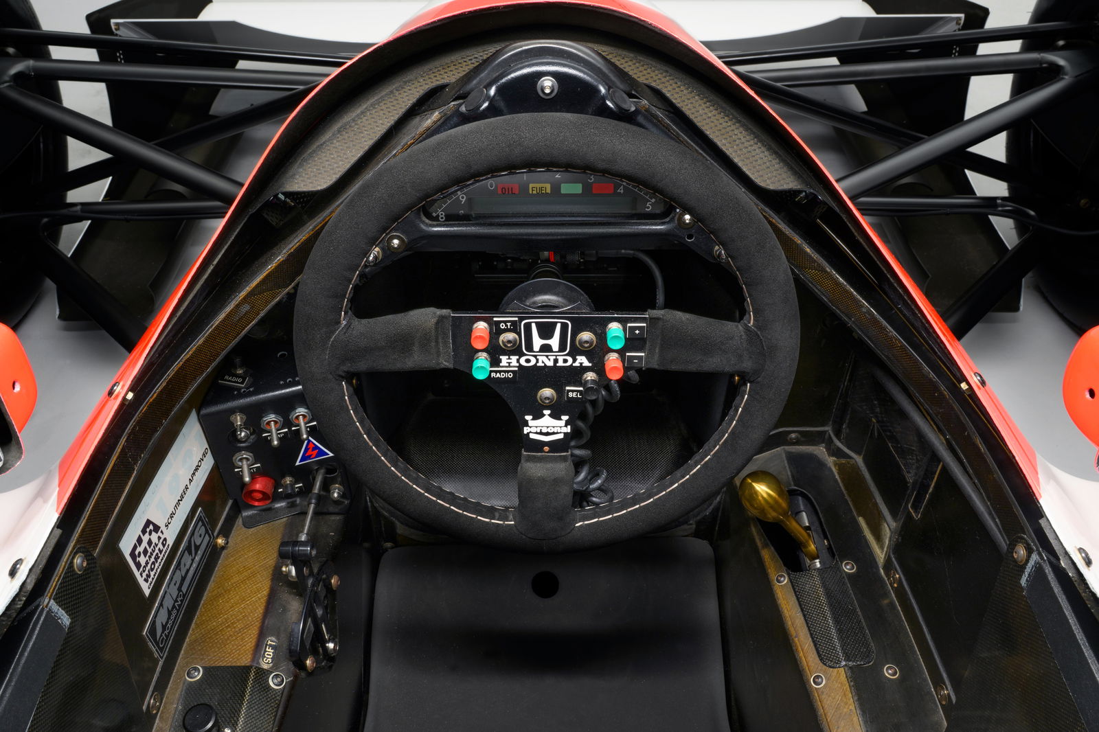 McLaren MP4/6 - cockpit
