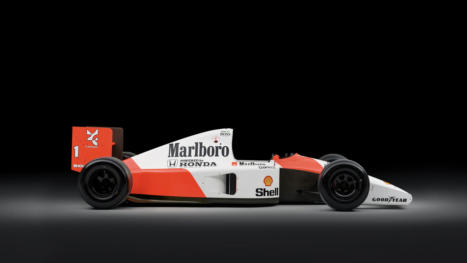 McLaren MP4/6 - side