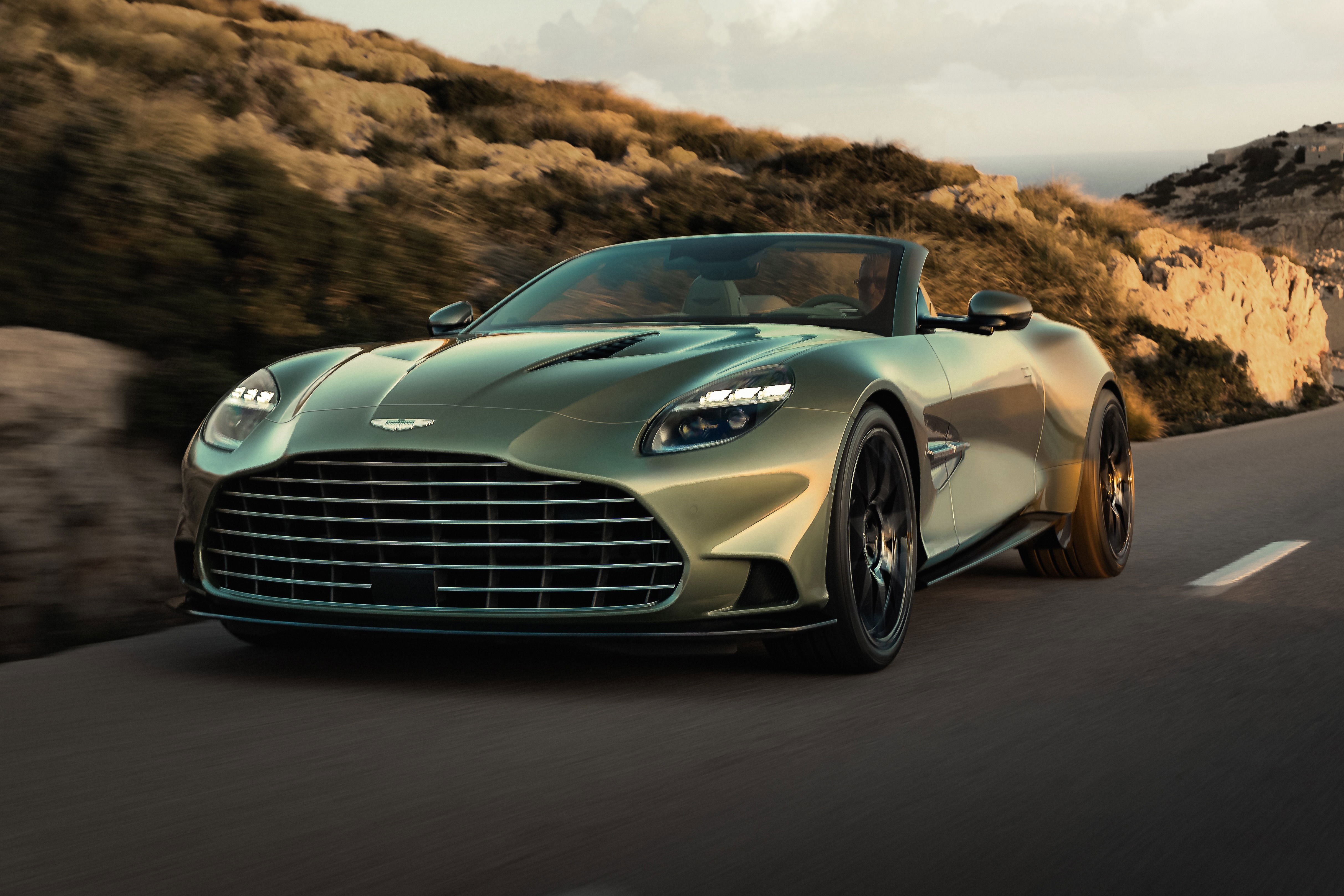 Aston Martin Vanquish Volante
