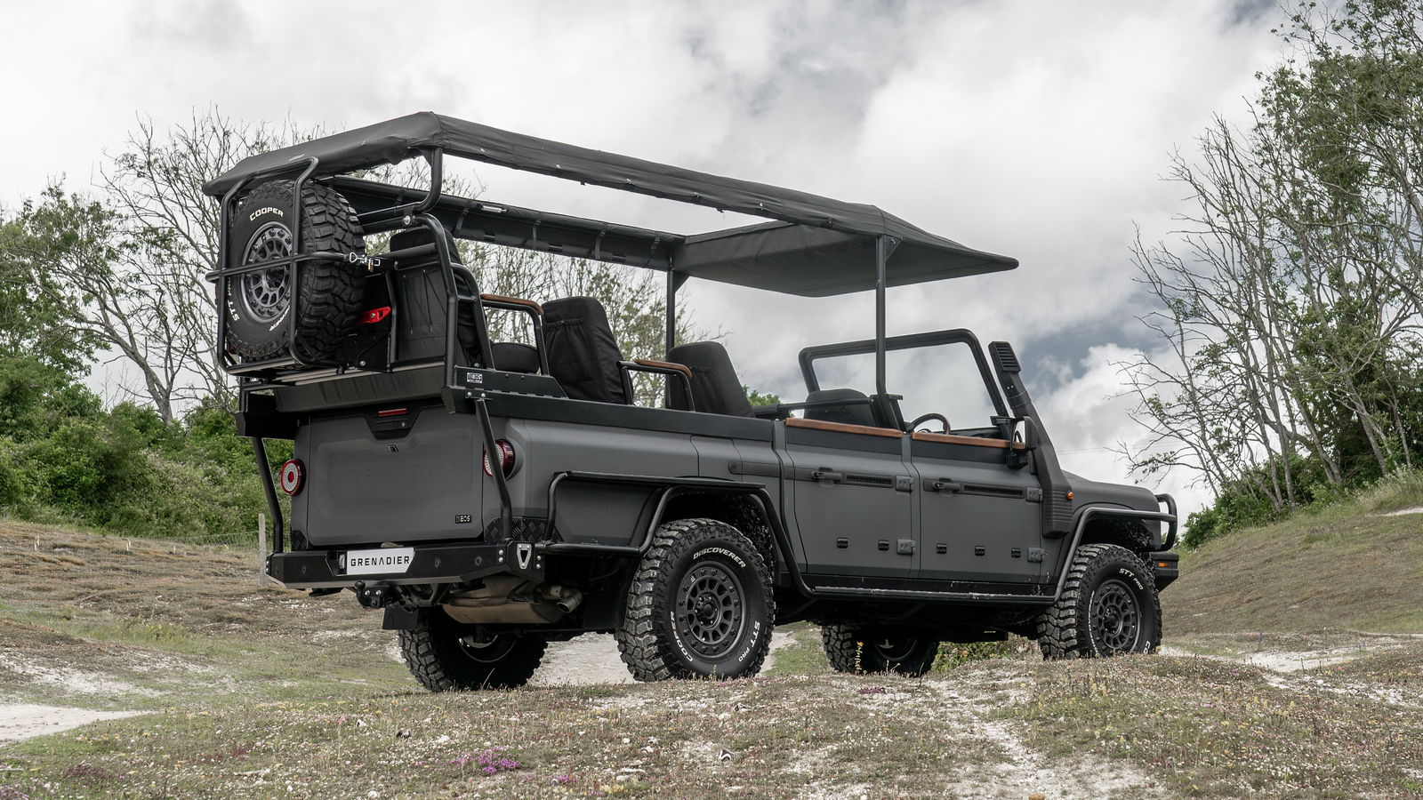 Ineos Grenadier Game Viewer - rear