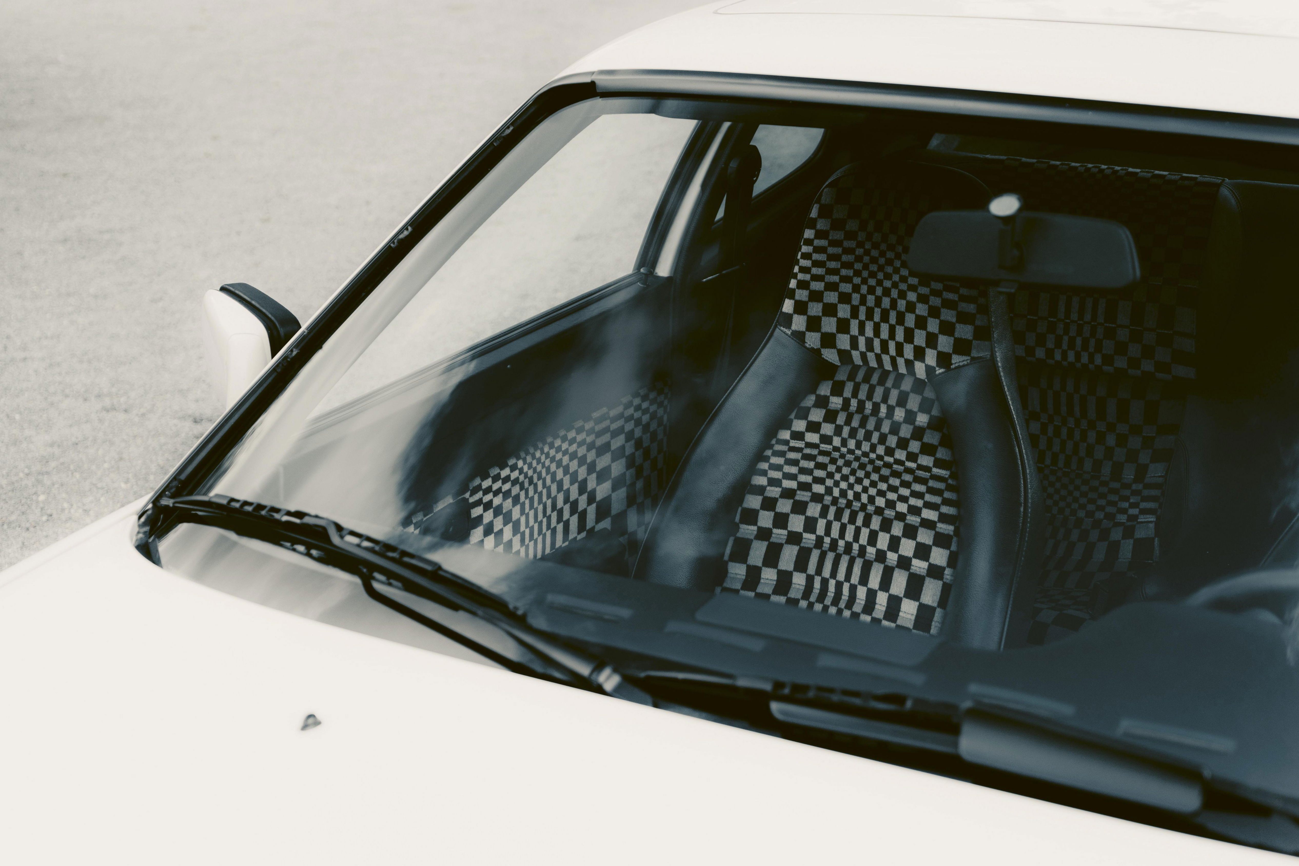 Porsche 911 with Pasha seats