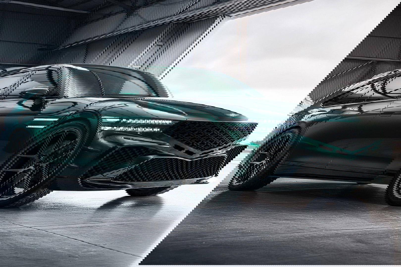 Genesis G90 Wingback Concept