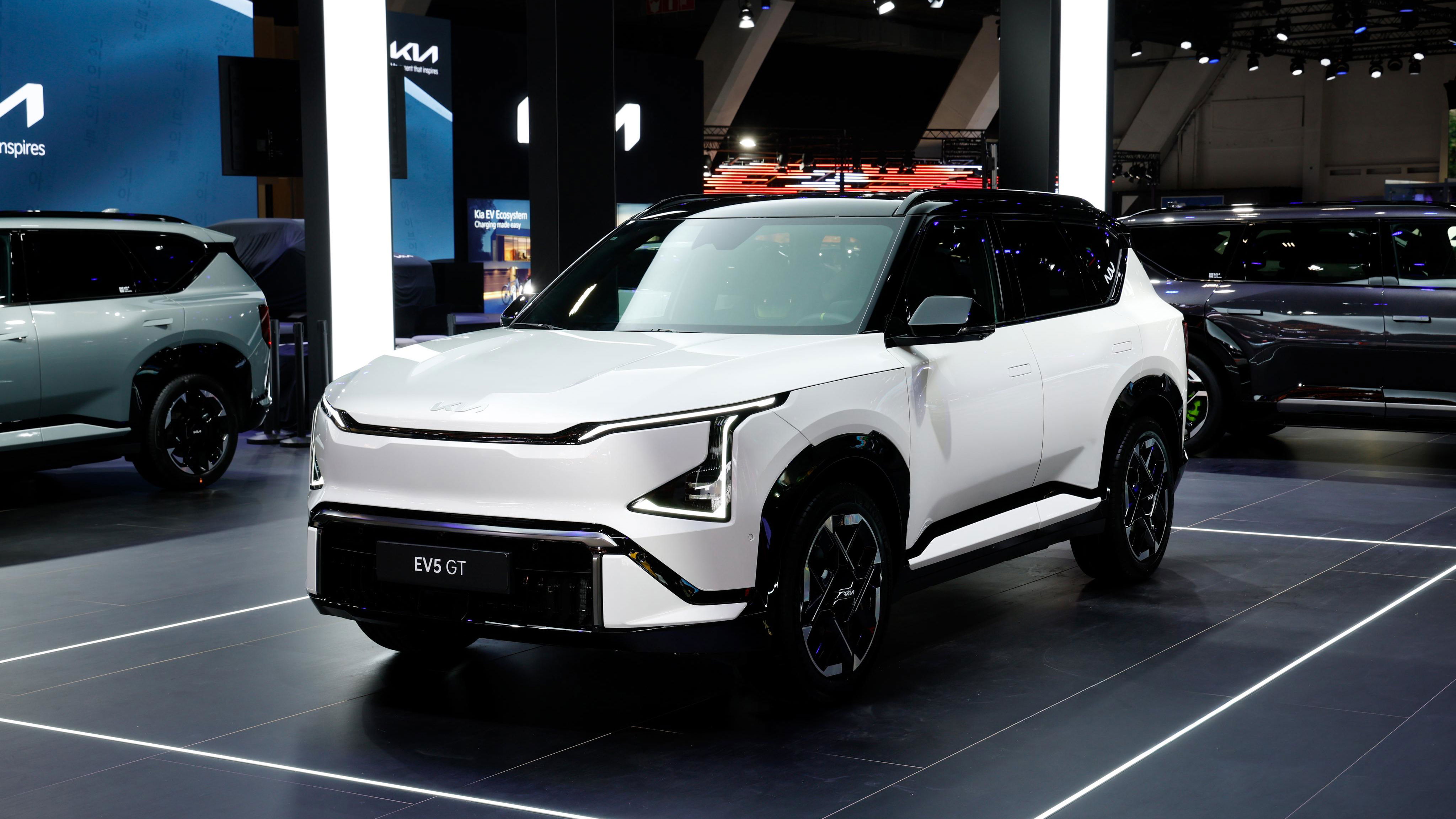 The Kia EV5 GT