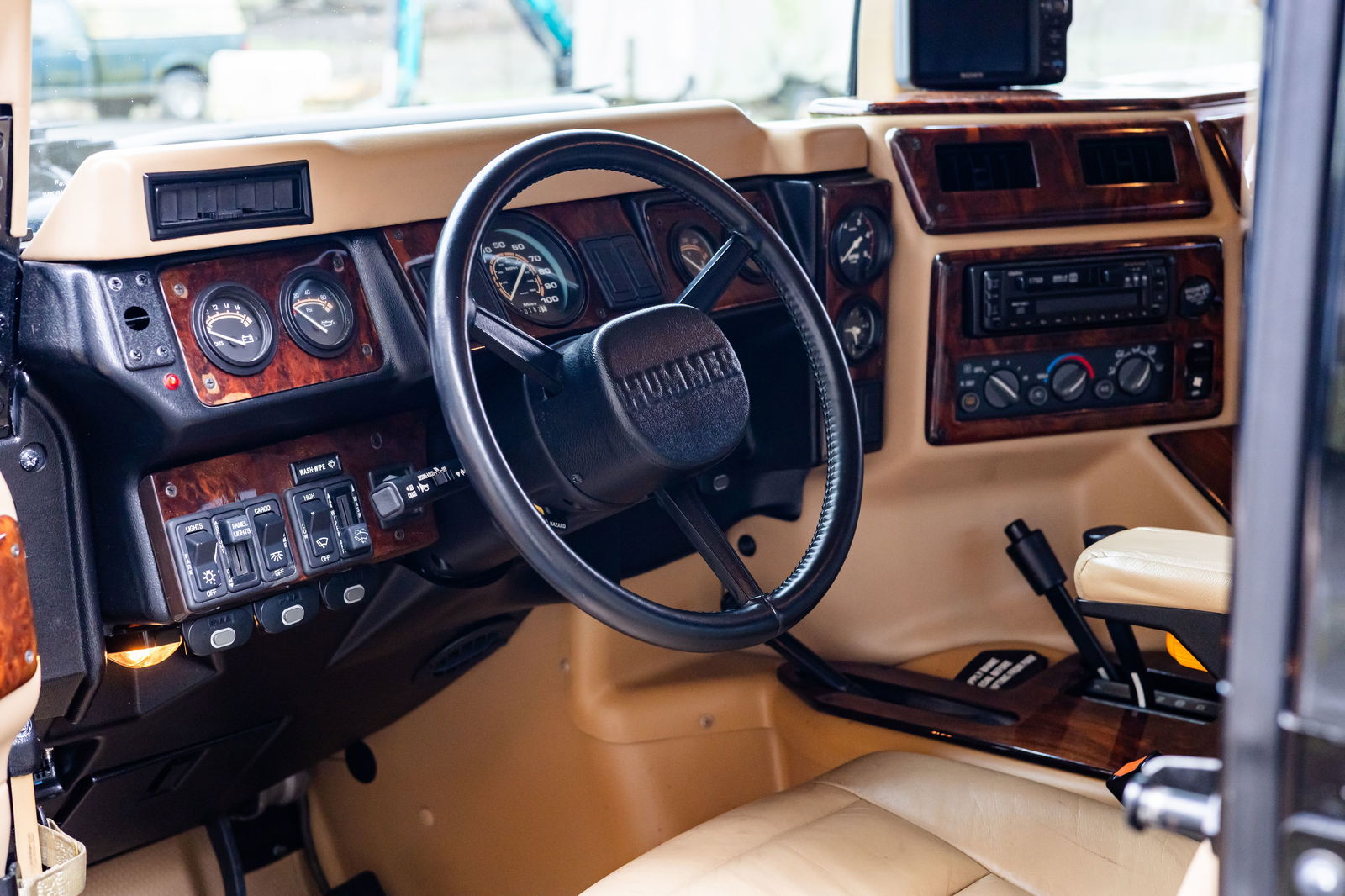 The interior is pure '90s nostalgia!