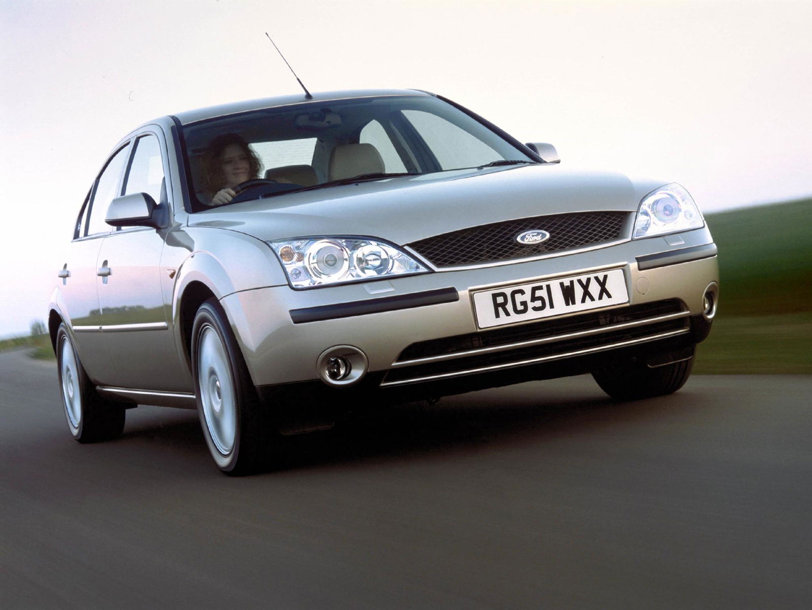 6 Ordinary Cars That Share Engines With Exotics