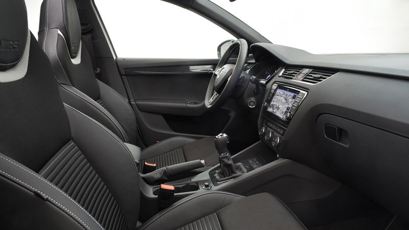 7 Car Interior Fails Which Make Me Mad
