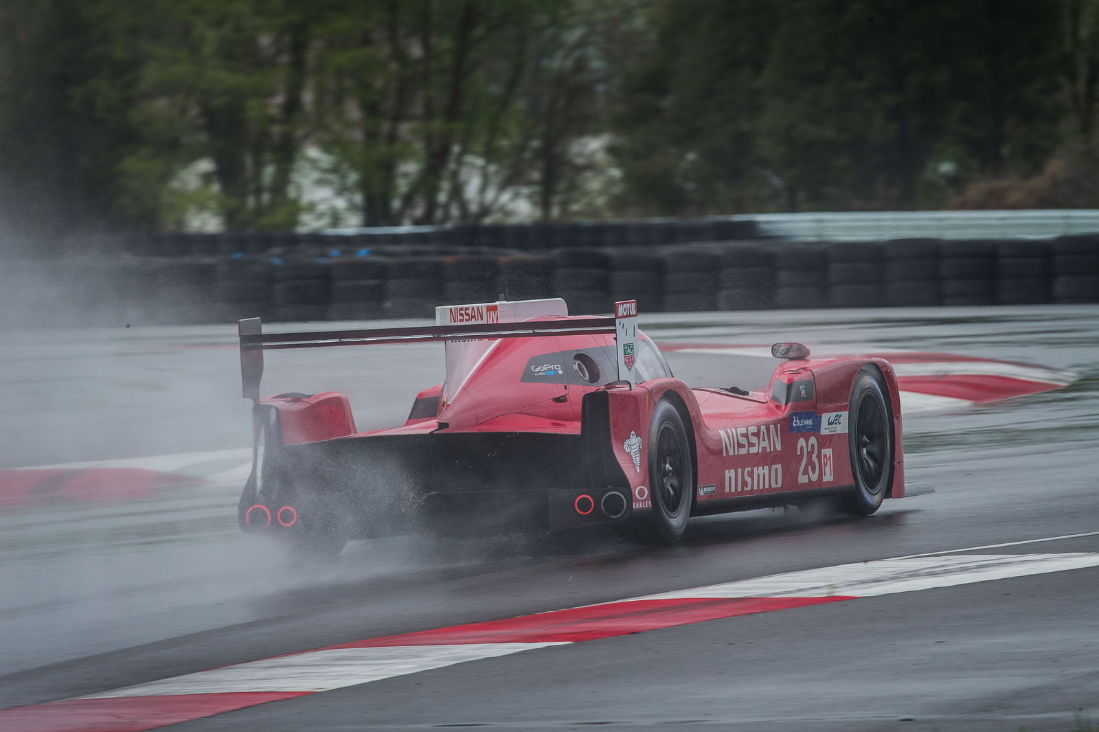 6 Reasons Why We're Giving This FWD Nissan Race Car Mad Respect