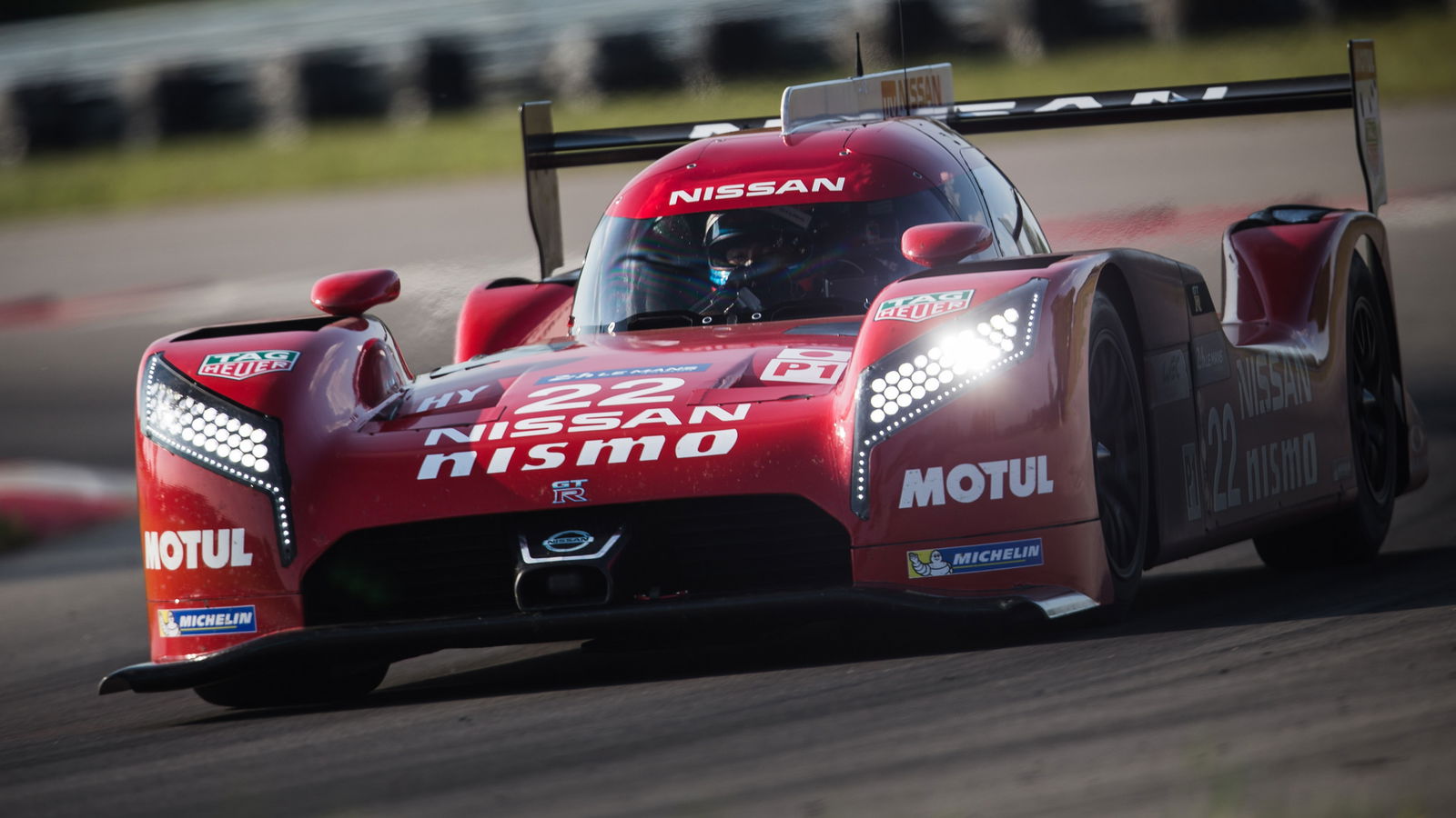 6 Reasons Why We're Giving This FWD Nissan Race Car Mad Respect