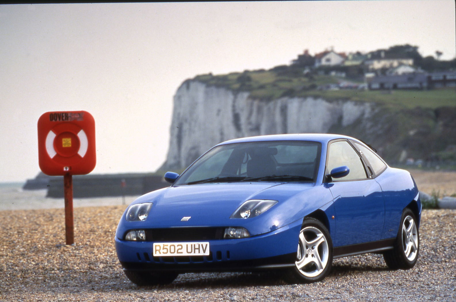 7 Italian Sports Cars You Can Buy For £5000 And Under