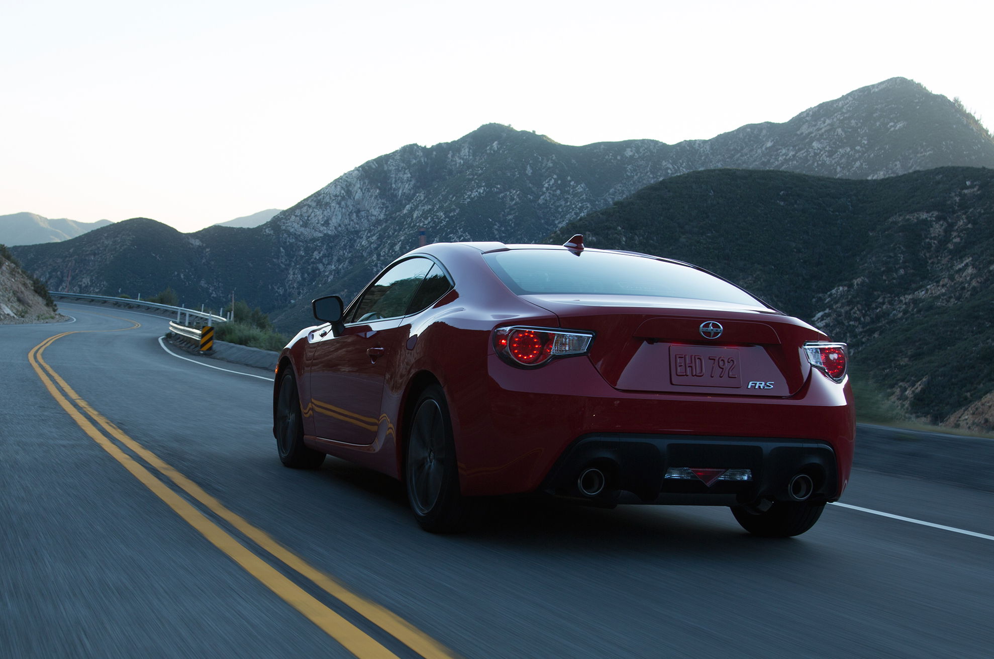 2015_2016_scion_frs_015_7e33b1