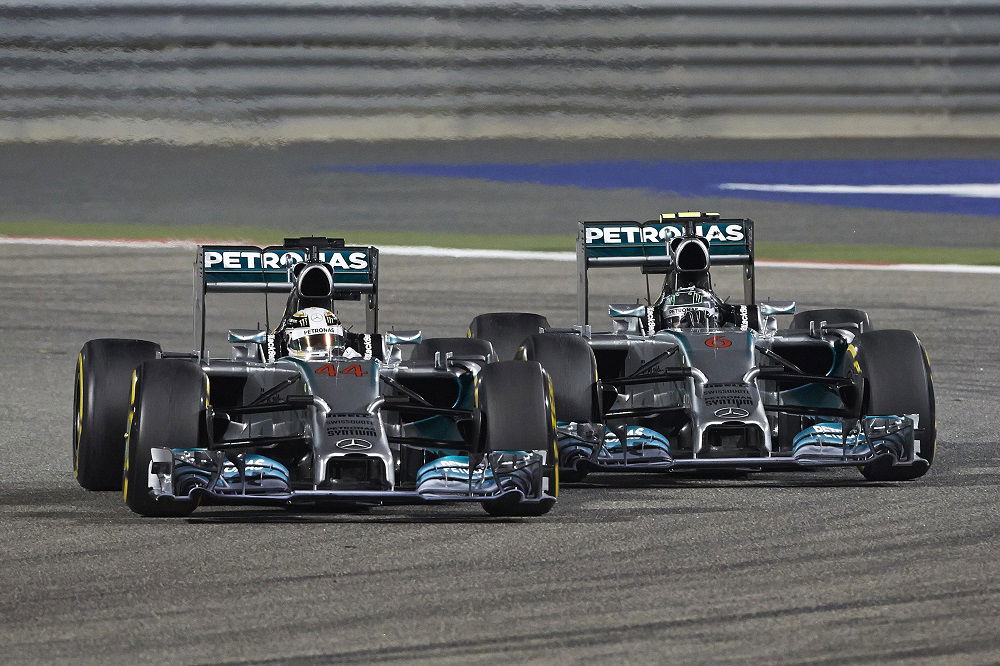 10 GIFs That Prove The 2014 Formula 1 Season Was The Best In Years