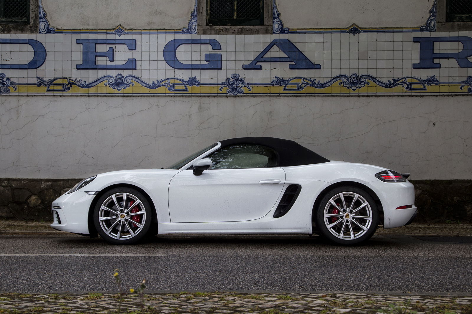 5 Reasons The Porsche 718 Boxster Went To Turbo Four-Pot Power