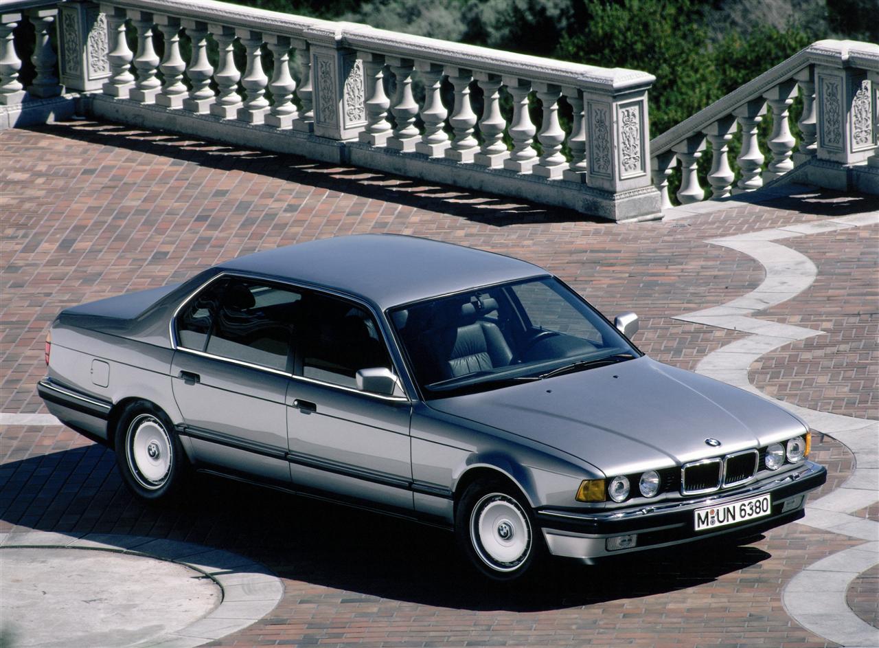 6 Ordinary Cars That Share Engines With Exotics