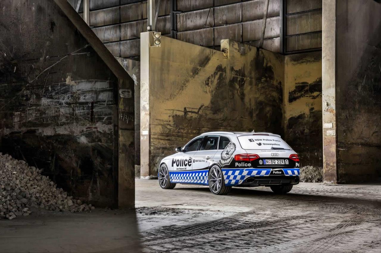 This Audi RS4 Is One Of The Coolest Police Cars In Existence