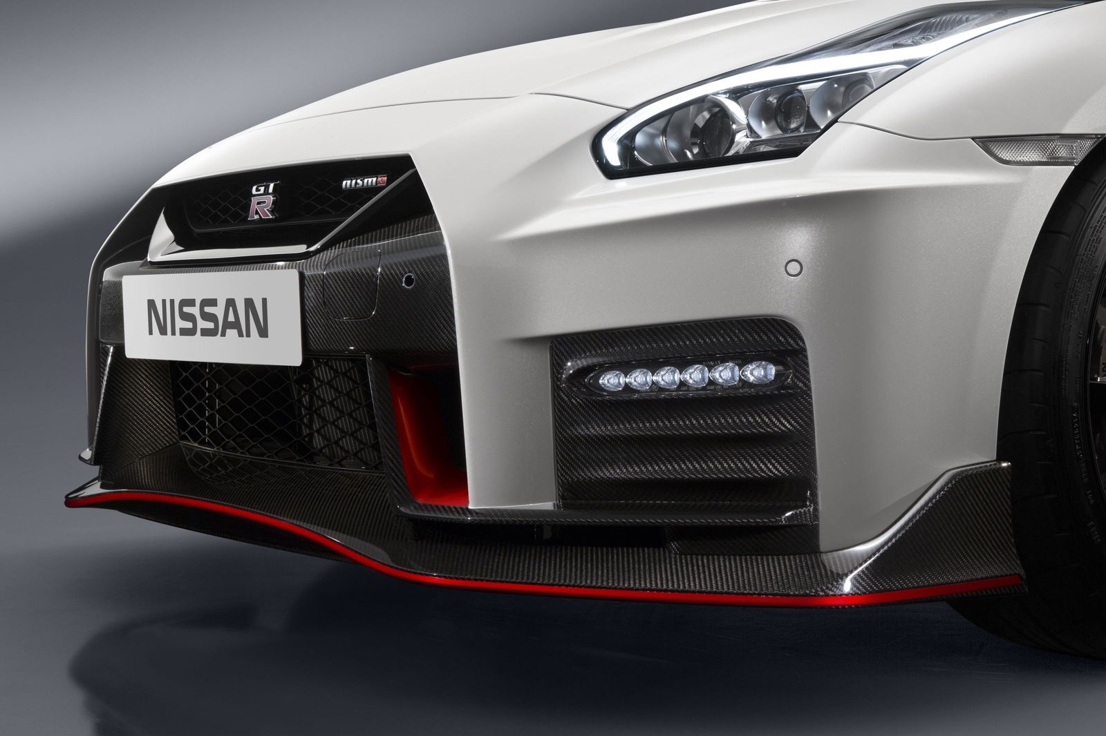 4 Cool New Things On The 2017 Nissan GT-R Nismo
