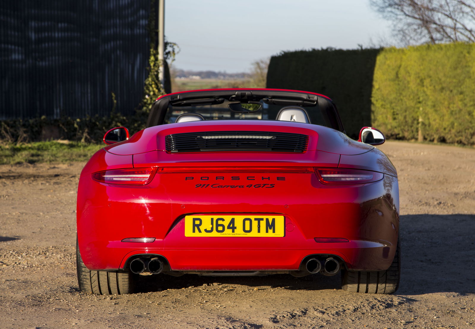 The 991 Carrera 4 GTS Cabriolet Proves That Even The 'Wrong' Porsche 911 Is Pretty Damn Special