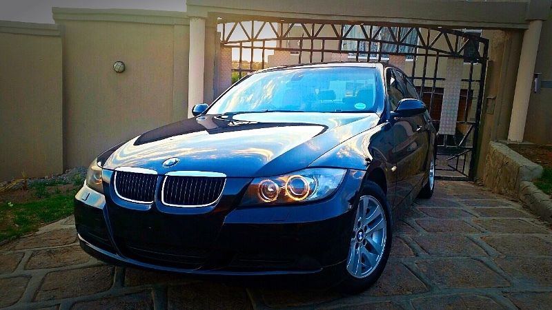 After Getting A Retweet From Jeremy Clarkson, This Guy Is Selling His BMW And Donating The Cash To Aids Charities