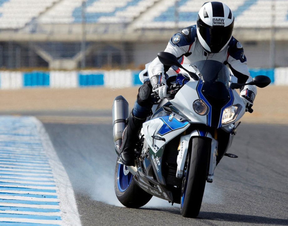 2014 BMW HP4