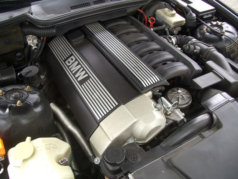 BMW's straight-six M50 engine is durable and good for drifting with