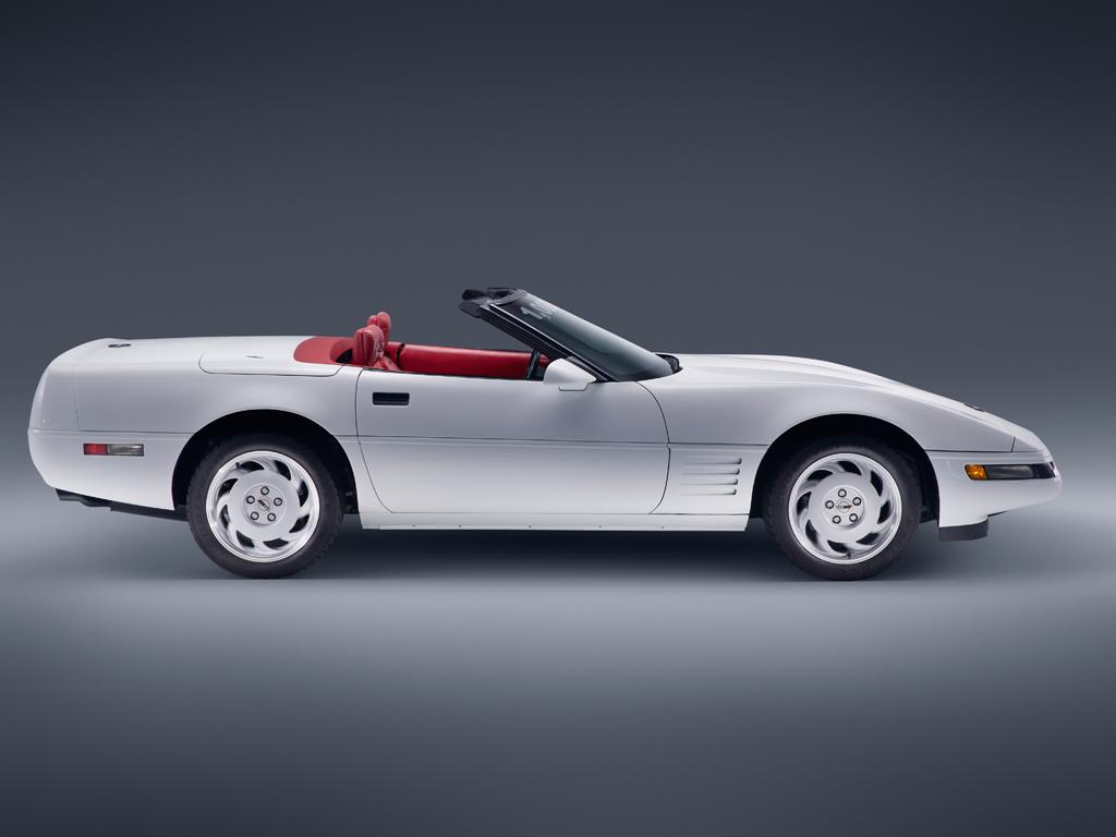 GM Has Restored The Sinkhole Damaged 1 Millionth Corvette, And It's Glorious