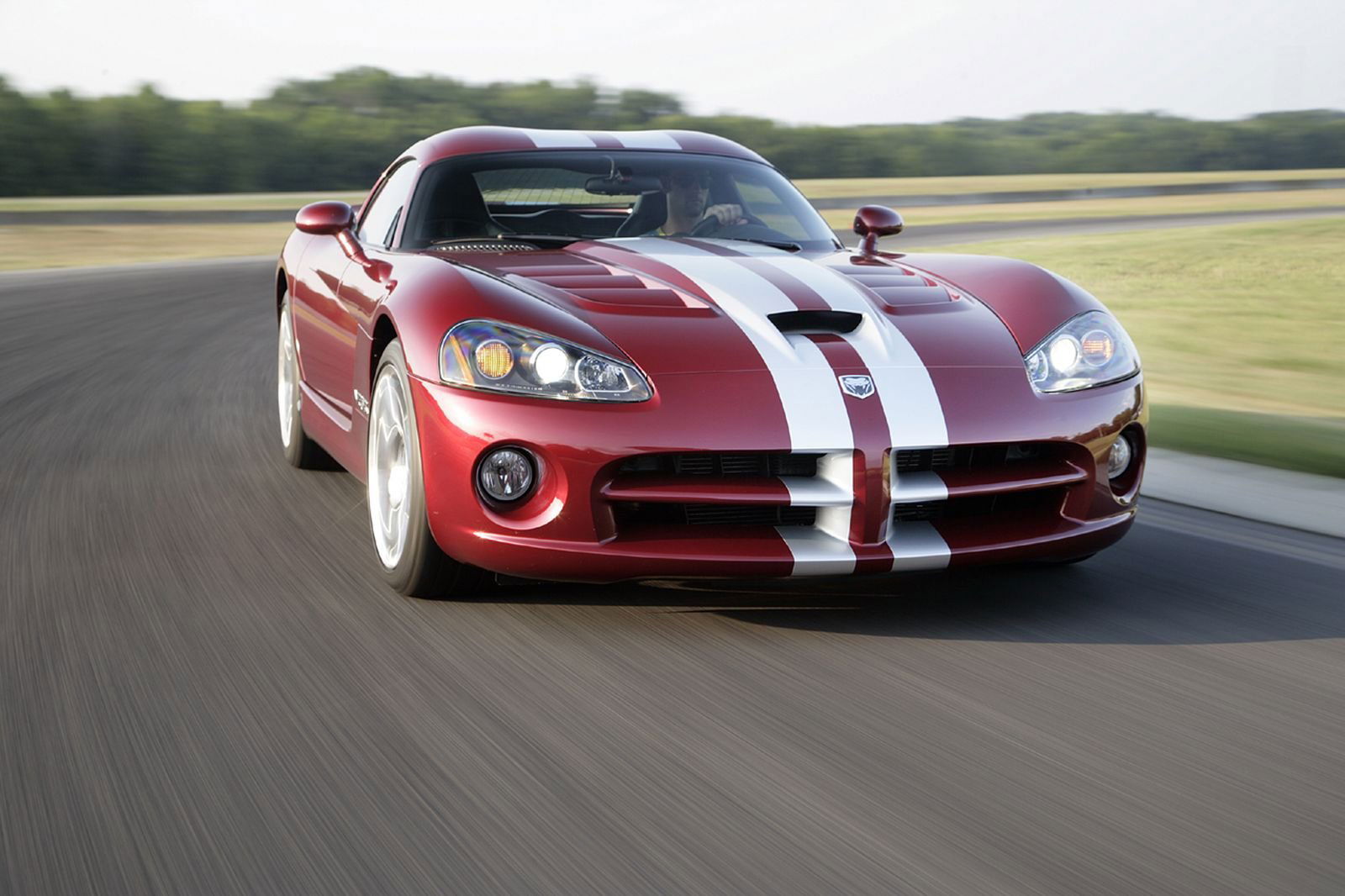 If Dodge Unveils A New V8 Sports Car, I hope It Isn’t Called Viper