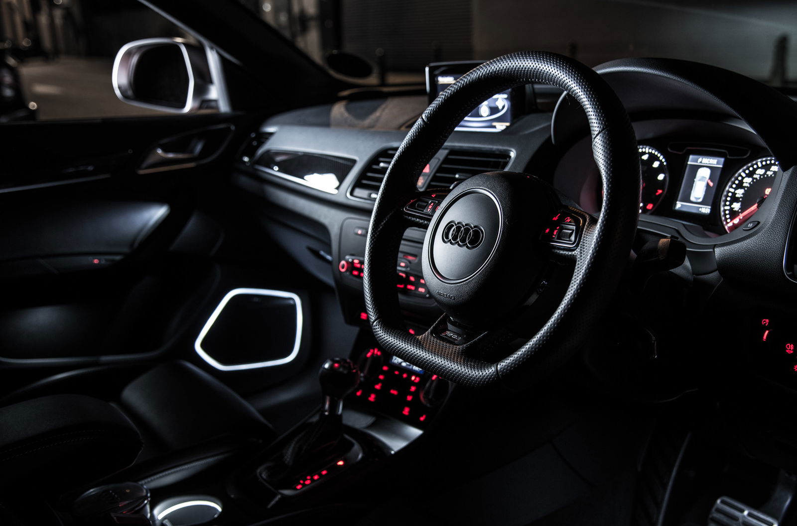 Is Five-Pot Fire-Power And Mad Attitude Enough To Make The Audi RSQ3 A Super SUV?