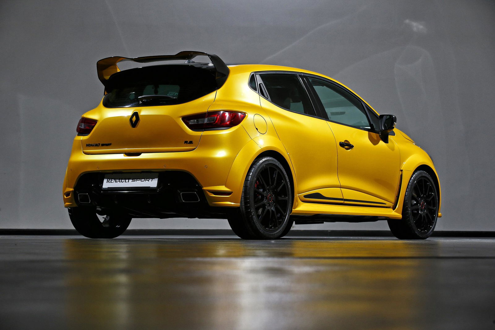 The 271bhp Renault Clio RS16 Is Here With A Megane RS Engine And Manual 'Box