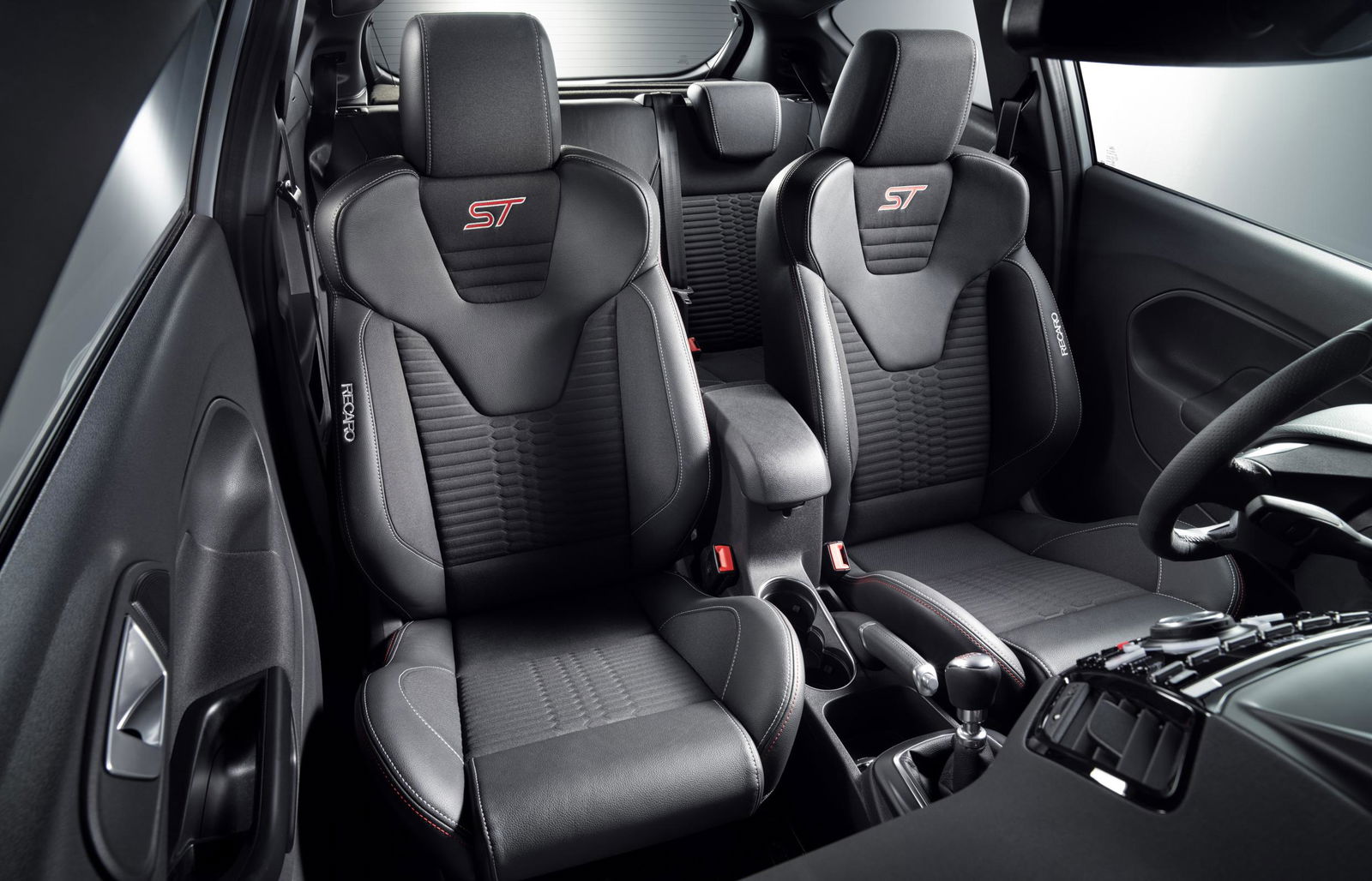 The Ford Fiesta ST200 Is Our Favourite Hot Hatch With Added Poke