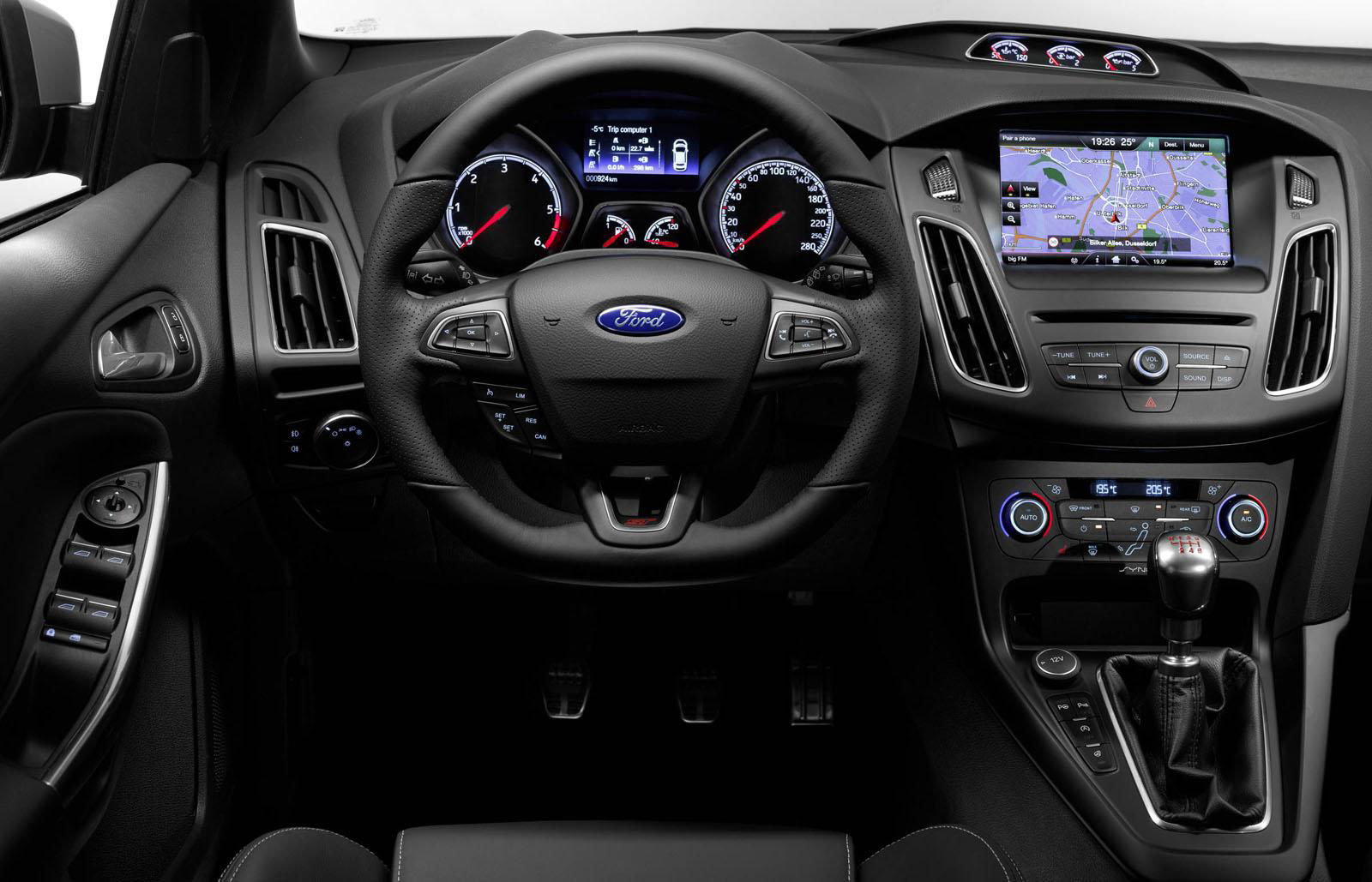 The New Ford Focus ST Is Here, And It's Brought Along An Oil-Burning Brother