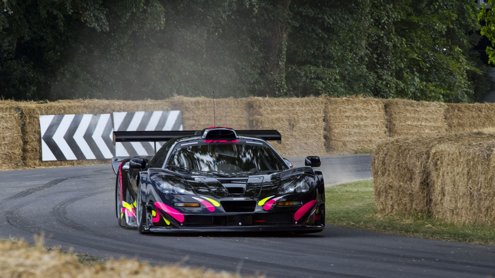 8 Reasons Why The Goodwood FOS Is The Best Car Show You'll Ever Visit