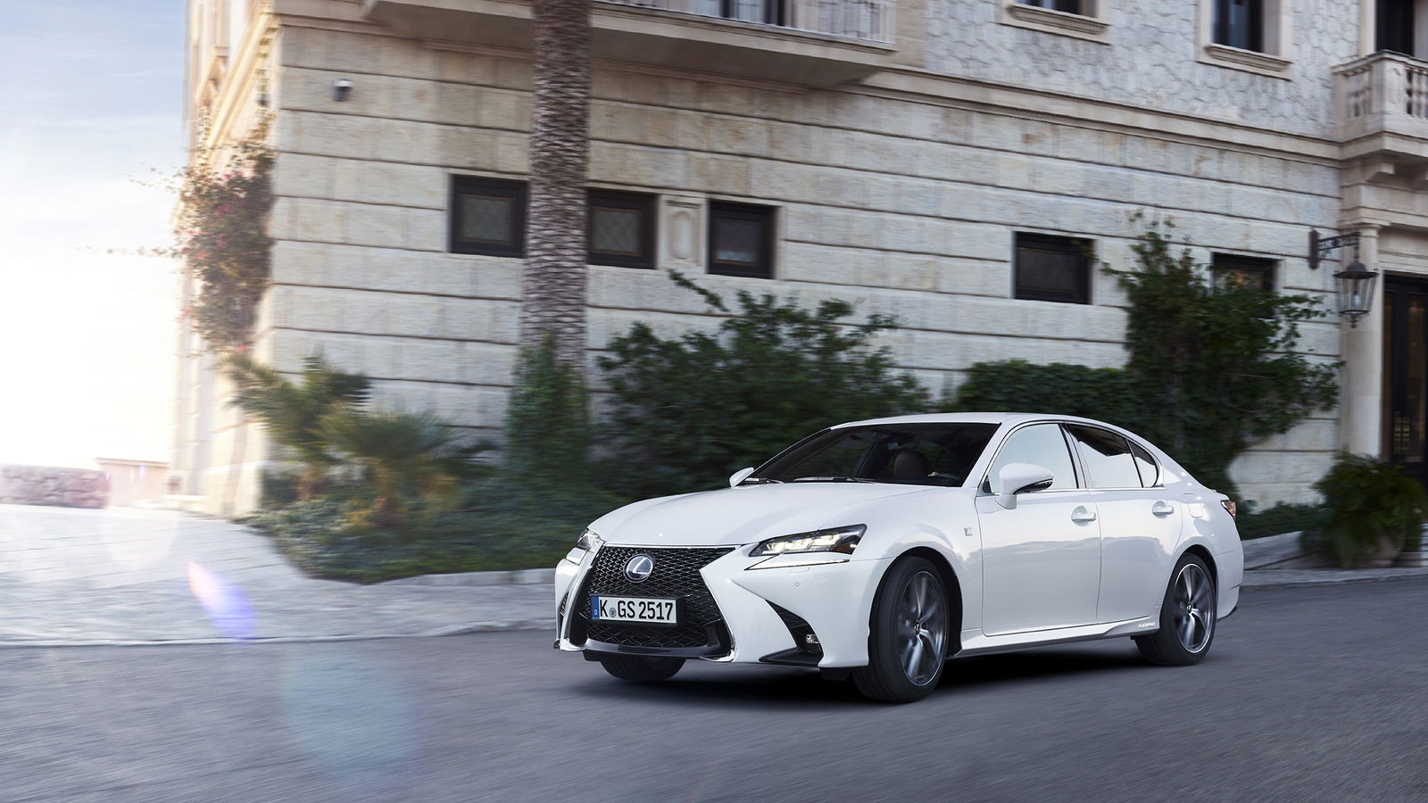 2016 Lexus GS 300h First Drive Review