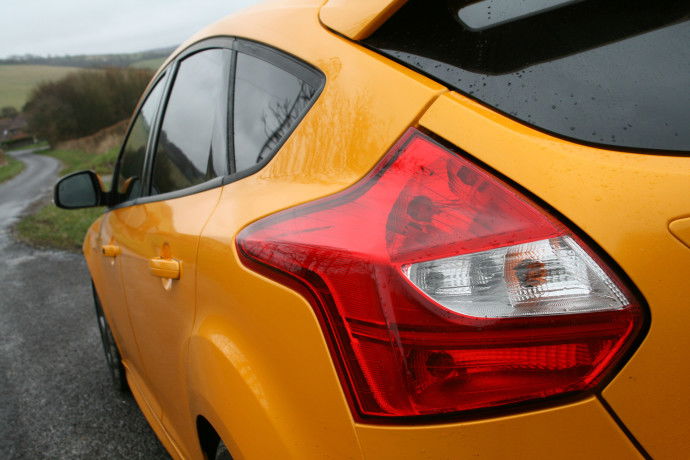 Why The Skoda Octavia vRS Is A Gentlemanly Middle Finger To The Raucous Ford Focus ST
