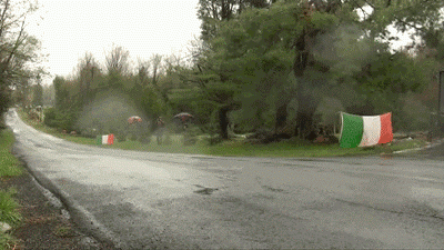 14 Amazing Car GIFs You'll Watch Over And Over Again