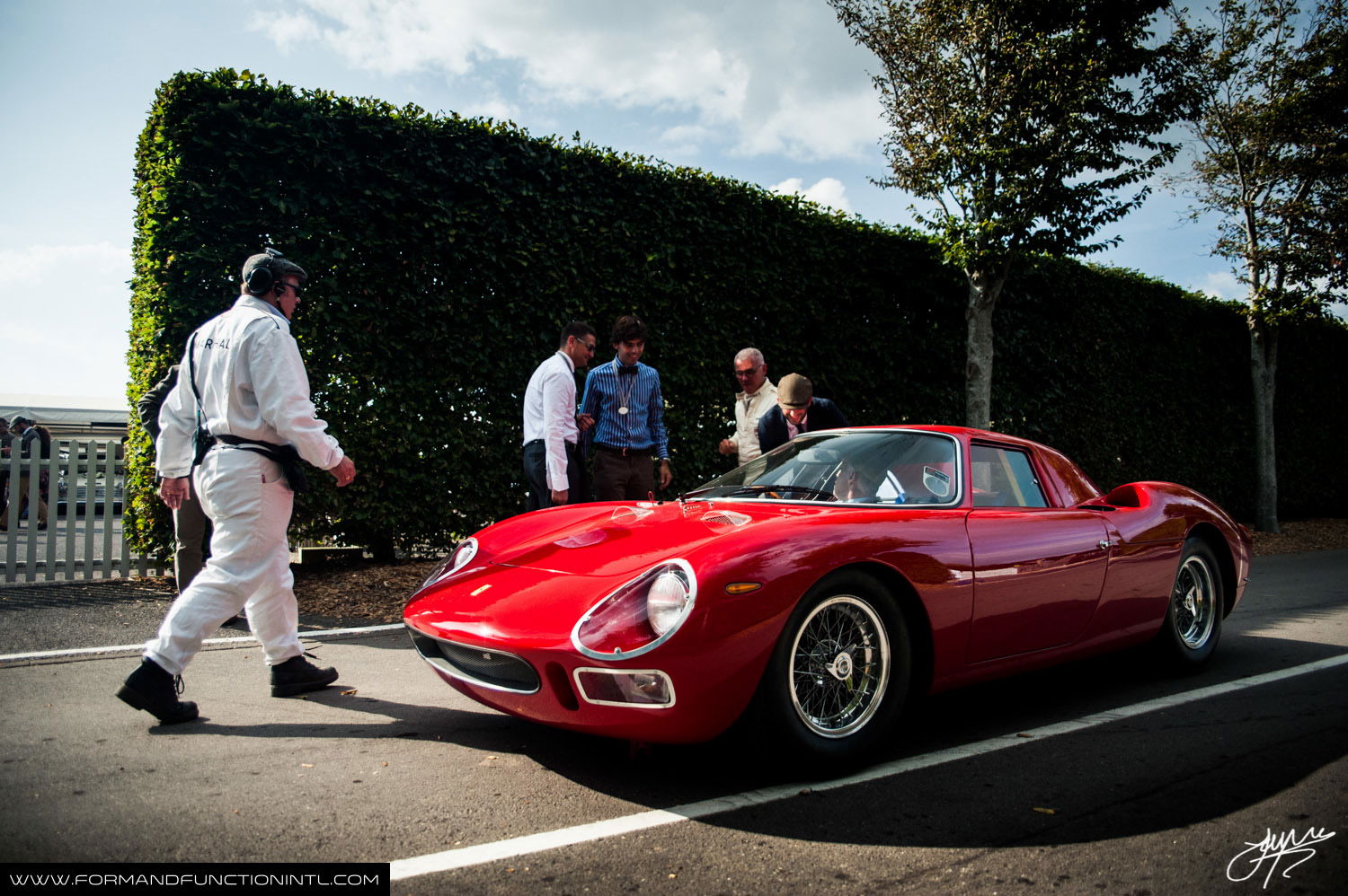 25 Stunning Pictures That Perfectly Capture The Goodwood Revival Spirit 