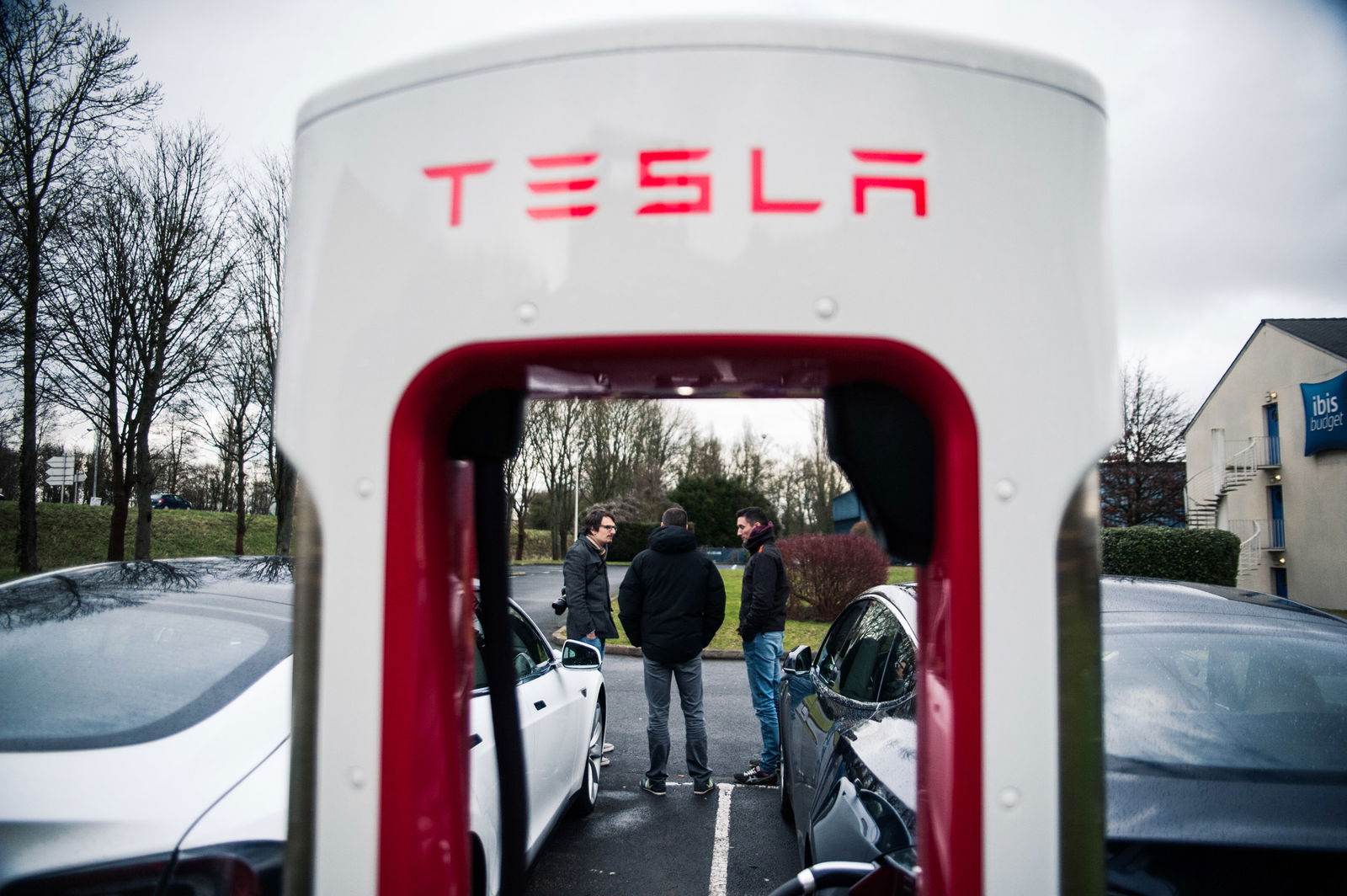 Driving A Tesla Model S From London To Paris Was The Most Stressful And Satisfying Thing We've Ever Done