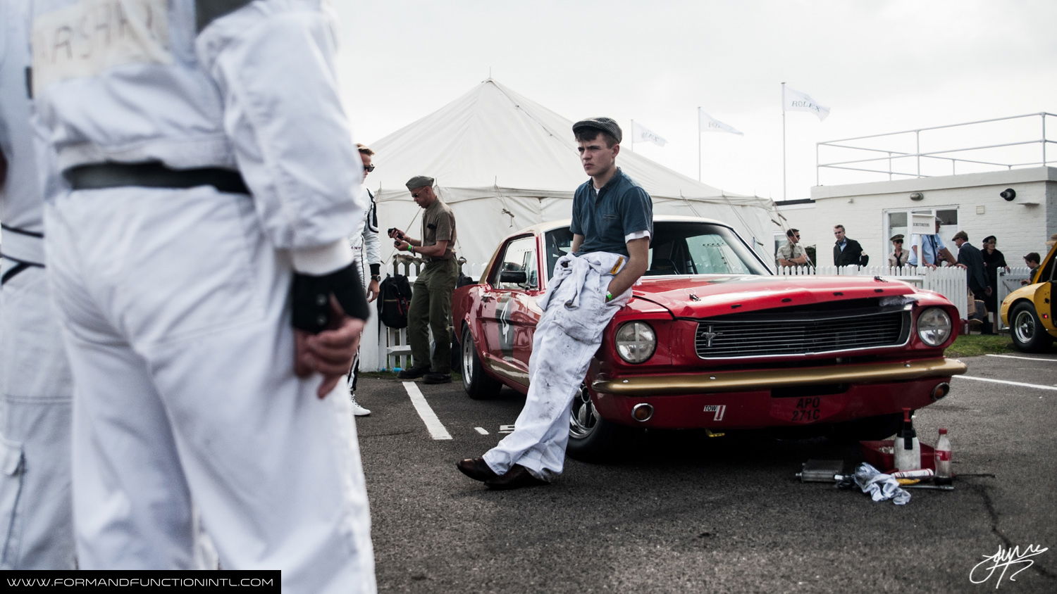 25 Stunning Pictures That Perfectly Capture The Goodwood Revival Spirit 