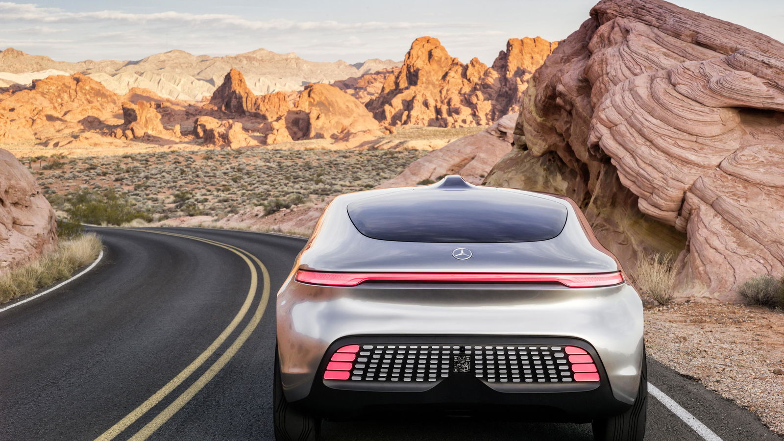 Mercedes' Autonomous Car Of The Future Is A Luxurious Living Room On Wheels