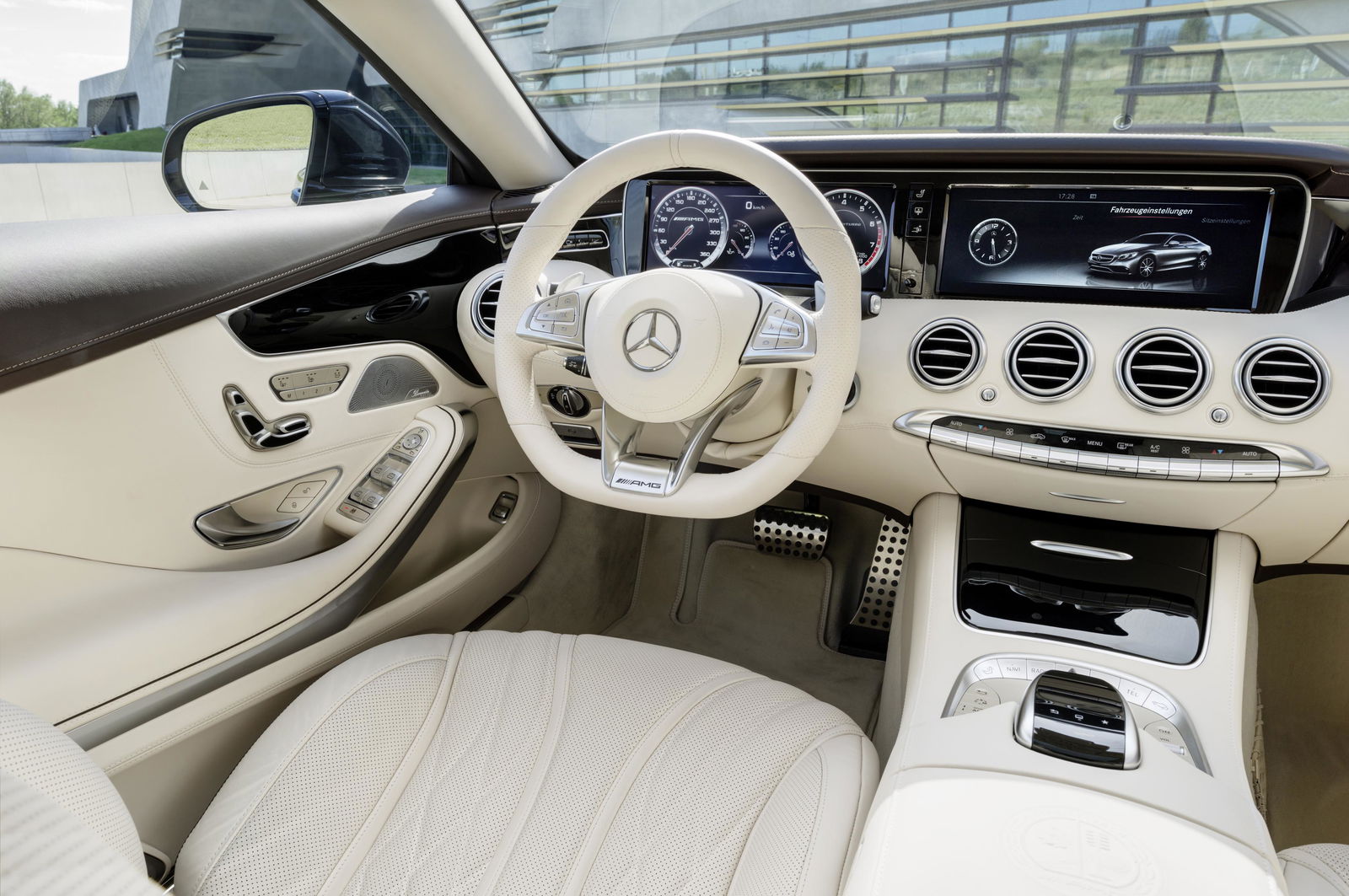 The 621bhp V12 Mercedes S65 AMG Is The Classiest Way To Experience Face Contorting Acceleration