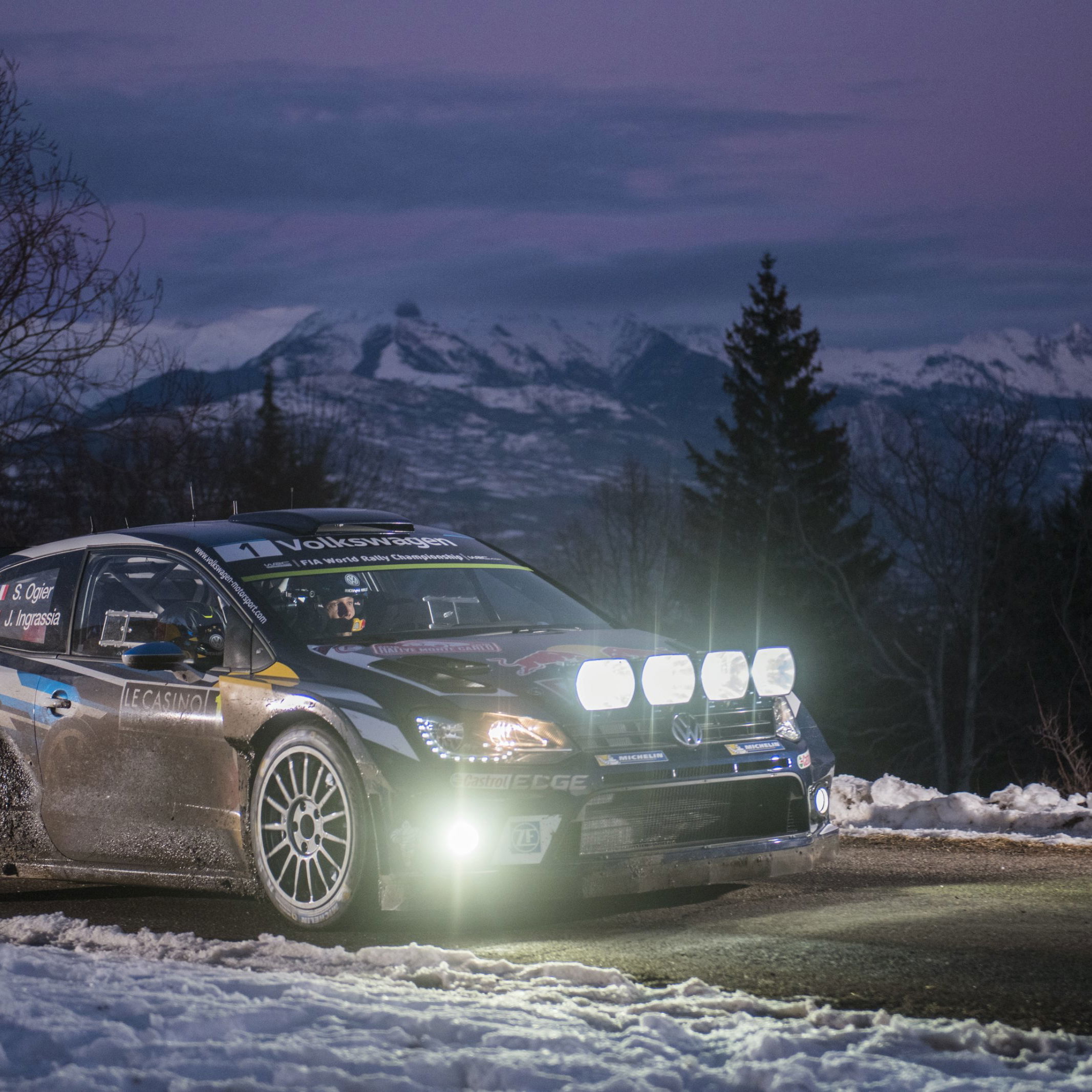 Watch Pro Car Snapper GF Williams Turn An Average Photo Into A Digital Masterpiece