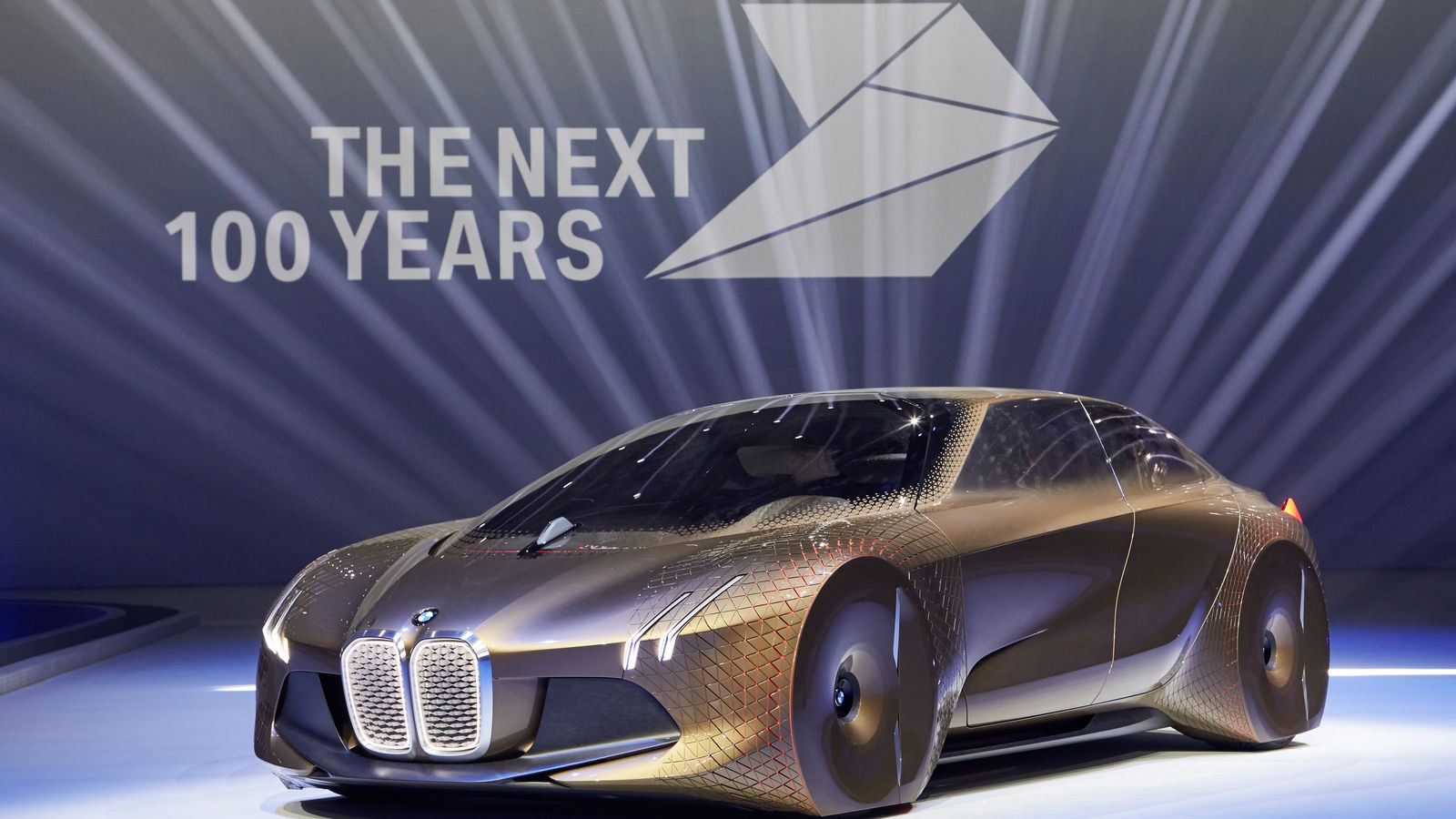 The Self-Driving BMW Vision Next 100 Makes The i8 Look Like Old Hat