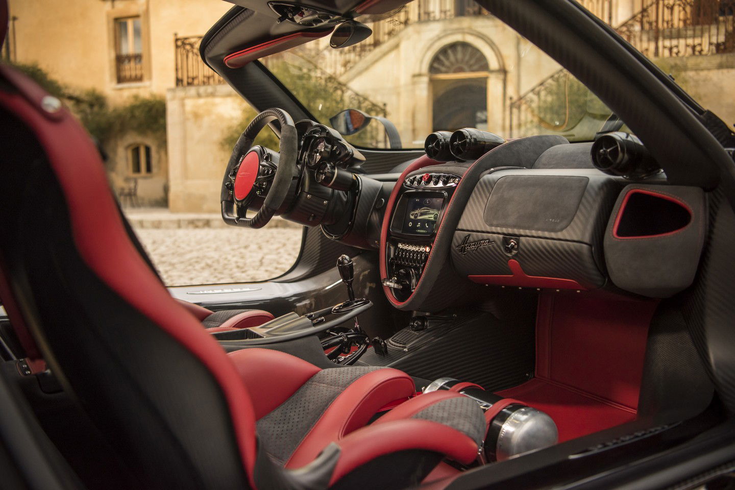 5 Astonishing Facts About The 778bhp Pagani Huayra BC