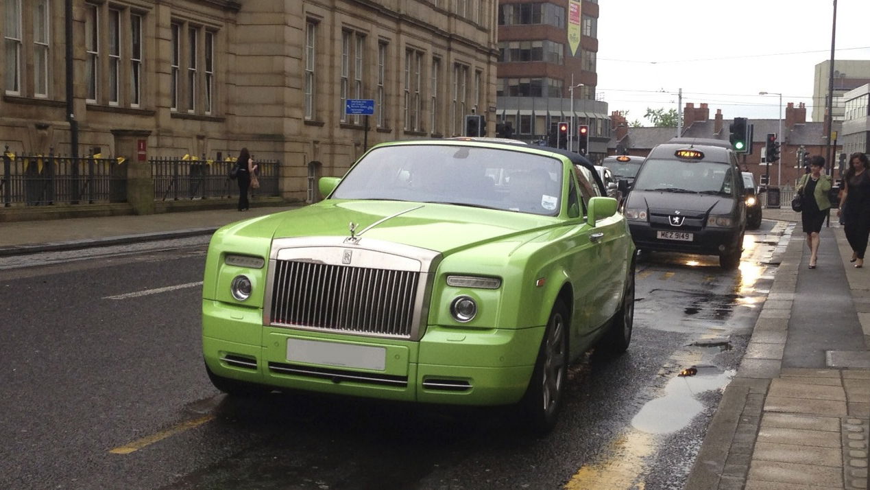 Lime Green Rolls Royce Phantom Drophead: Hot Or Not?
