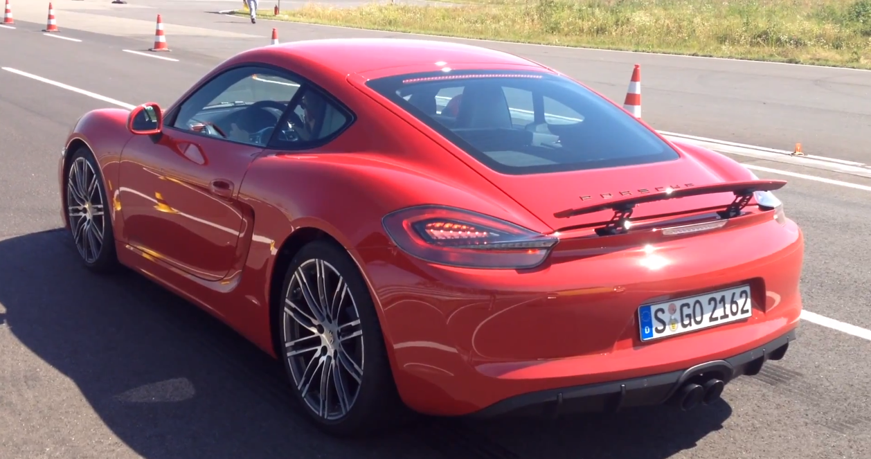 Watch Porsche 911 Turbos, GT3s And Caymans Do Vicious Launch Control Getaways